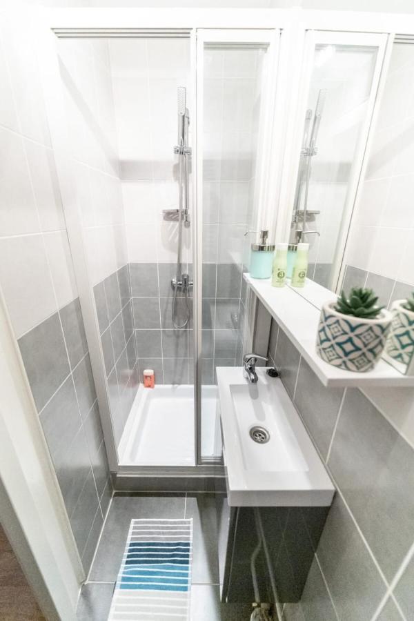 Charming Renovated Studio - Villeurbanne Exterior photo